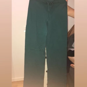 Holländsk mjukis byxor  - Ett par holländska mjukis byxor köpt från Holland. Frakten står ni för (63kr)