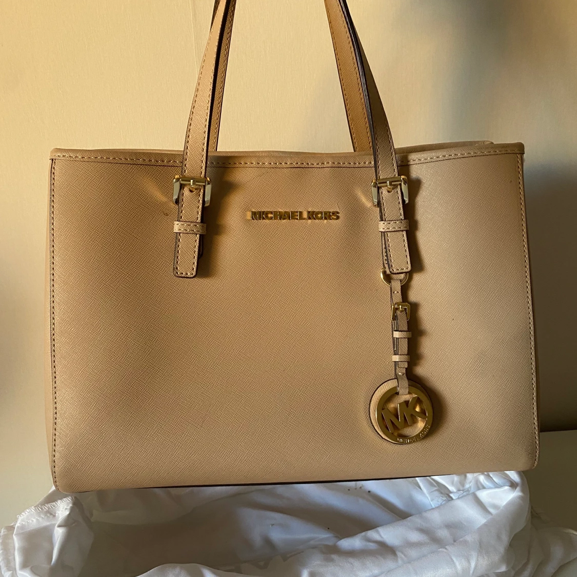 Äkta Michael kors väska  - 90