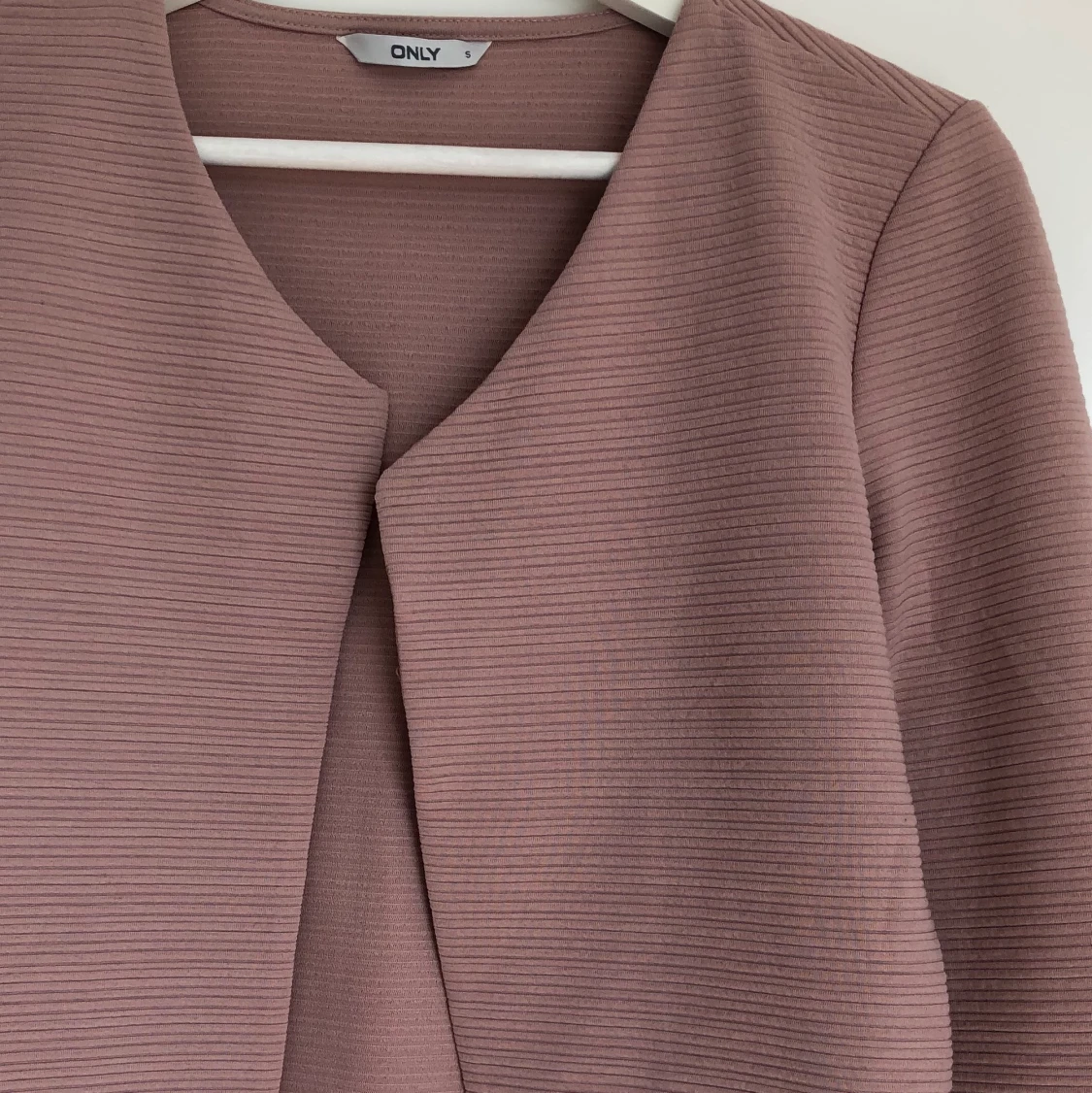 Ljusrosa kofta  - 91