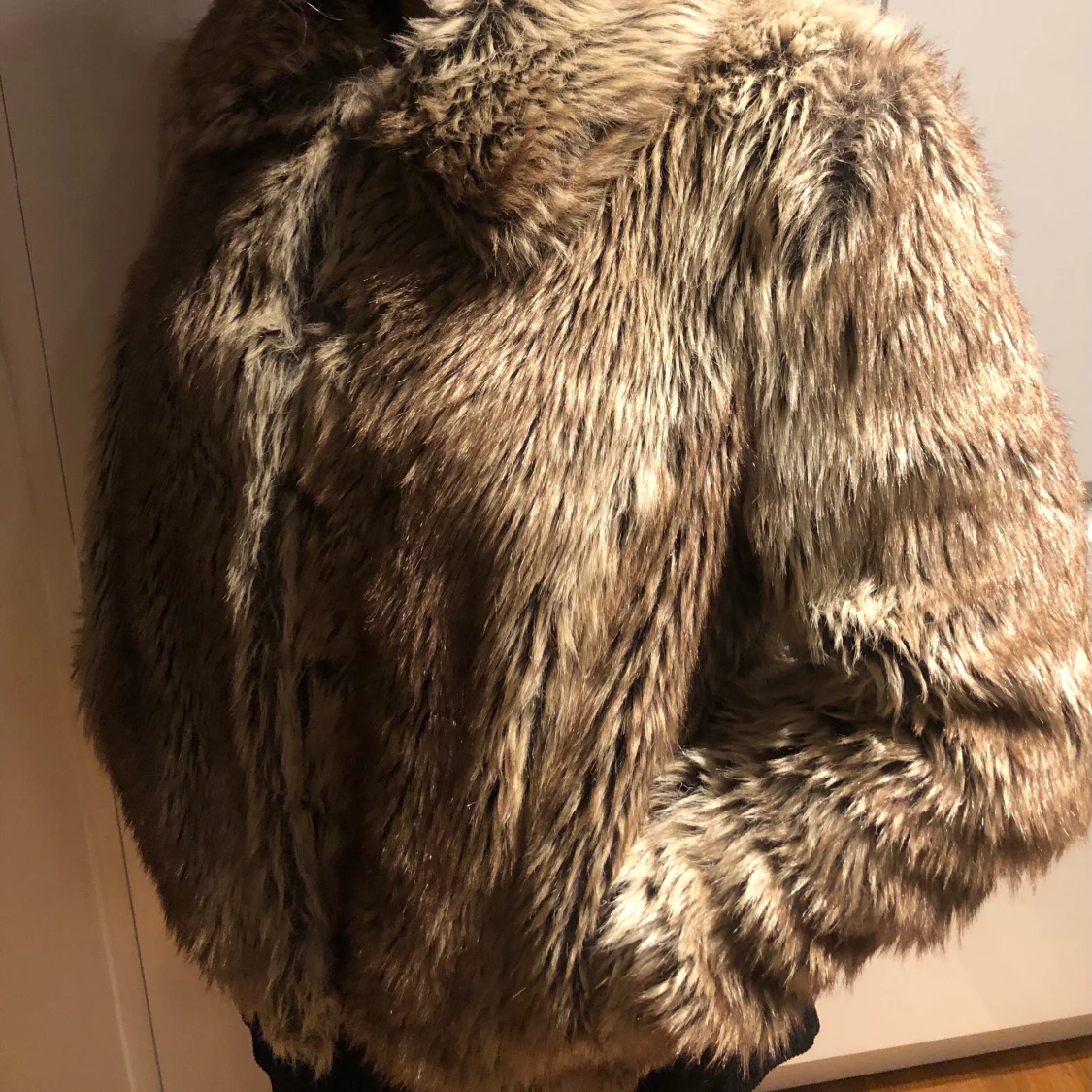 Pälsjacka, storlek M  - 90