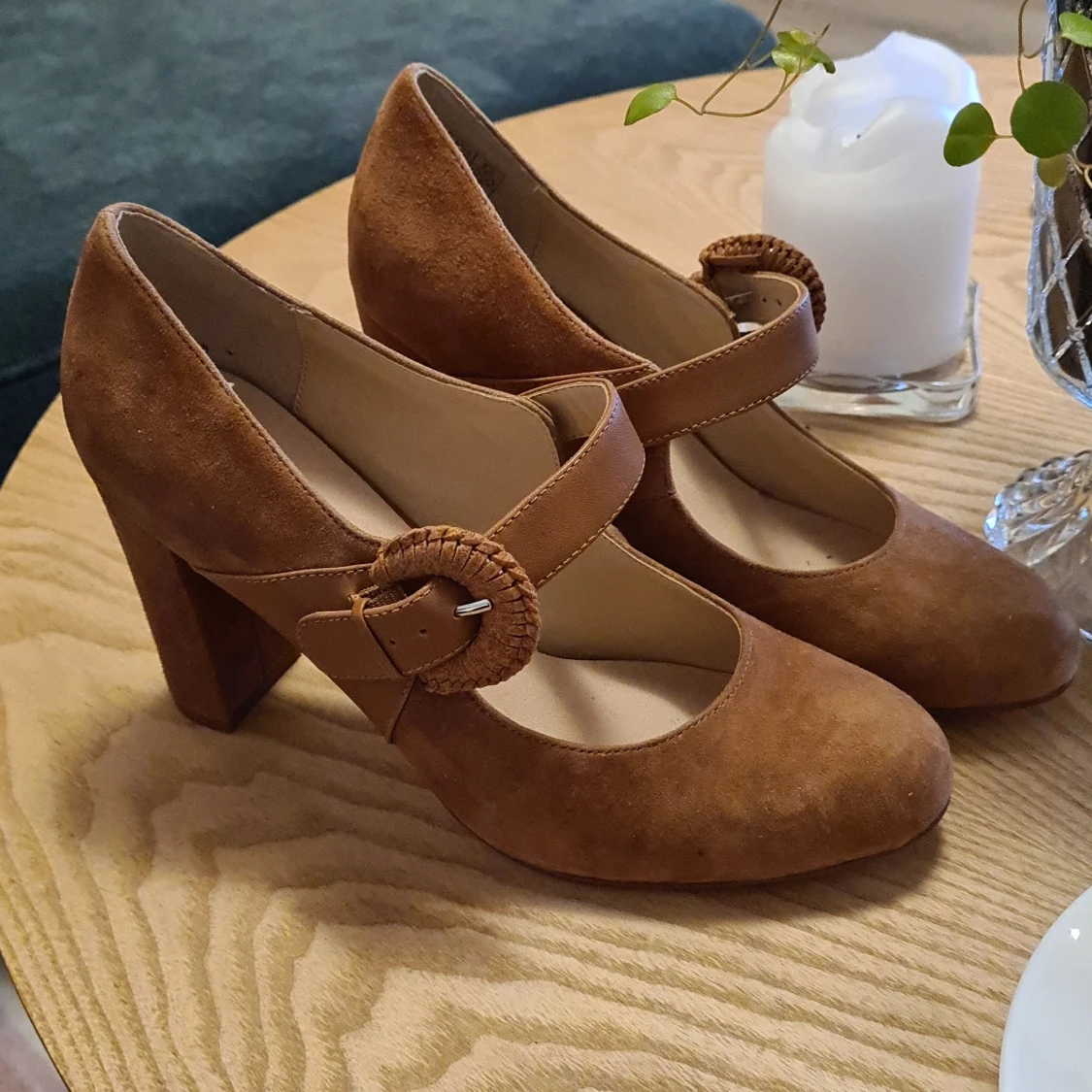 Nya vintage skor i äkta skinn stl 38 250 - 90