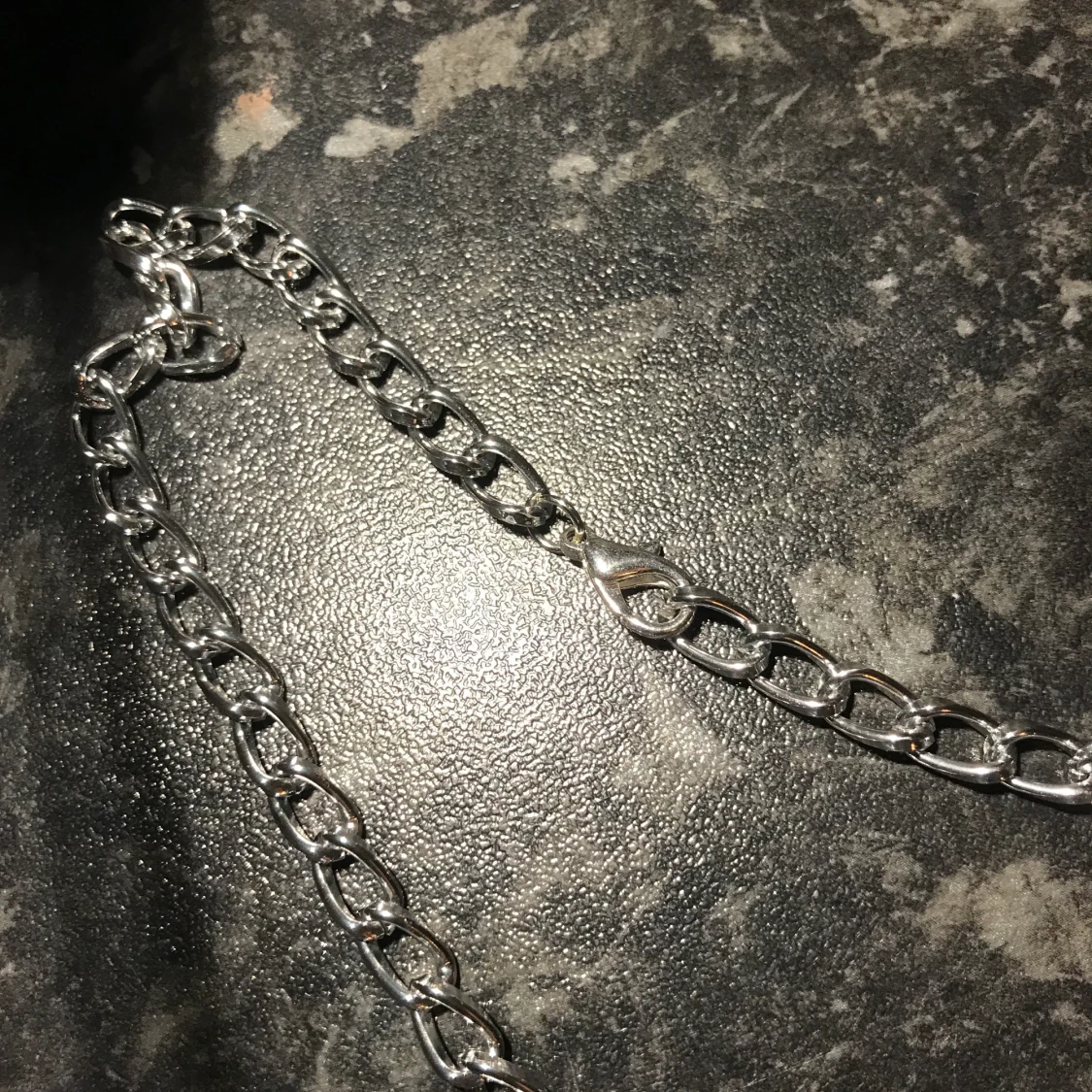 Egetgjort halsband - 91