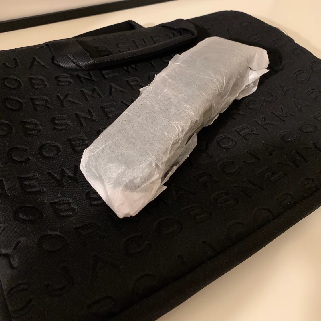 Marc Jacobs laptopfodral  - 90