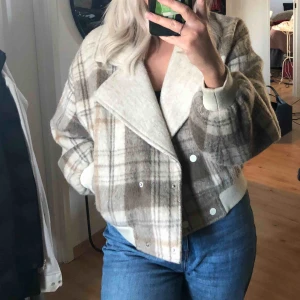  - Jacka från Pull&Bear, i nyskick!