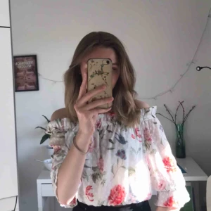  - Söt blus, perfekt till sommaren! 🌸