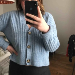  - Superfint blå färg. Från zara slutsåld. Storlek s.