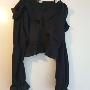 Svårt topp - Jätte gullig topp nu inför sommaren! Använd en gång. 