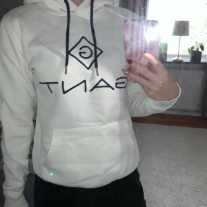 Hoodie strl xs - Hoodie i strl xs från Gant, nästan aldrig använt.