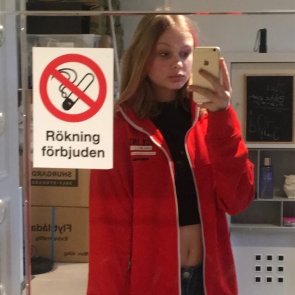 Röd zipphoodie - 90