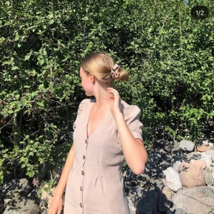 Klänning - Klänning från Gina tricot, bra skick😊