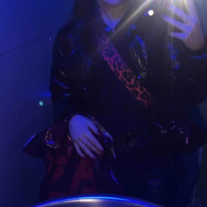  - Väskband ifrån Dondonna, köpte för 250kr mindre än en månad sen! Kan mötas i sthlm eller så stor köparen för frakt ❤️🐆 