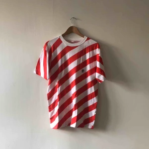  - Svensktillverkad vintage T-shirt - 80-tal - Kan hämtas i Uppsala eller skickas mot fraktkostnad 