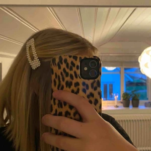  - Fin klämma! Endast testad 💕 Köparen står för frakten på 11:-