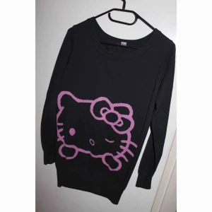  - Storlek M.  60 kr inklusive frakt. Betalning sker via Swish.