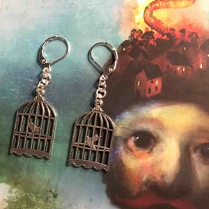  - Handgjorda örhängen 🦜 (+9kr frakt)