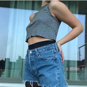  - Cool top från Weekday! Kan mötas på söder annars står köparen för frakt😘