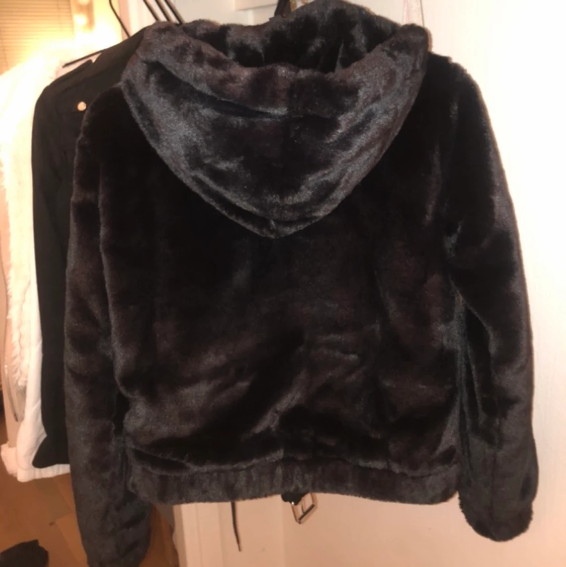 Fuskpälsjacka nyskick - 91