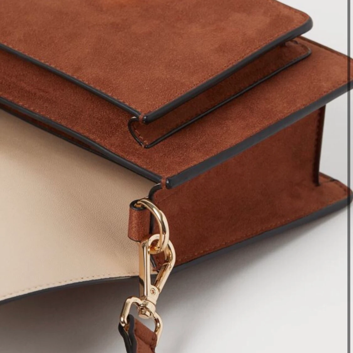 Oanvänd handväska från H&M - 91