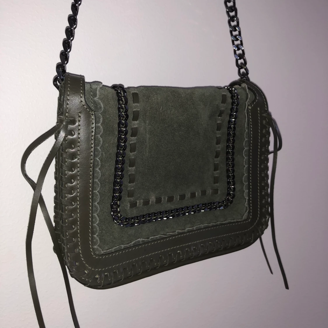 Militärgrön väska från Zara