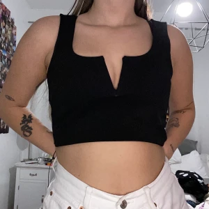 Linne från Nelly - Världens snyggaste linne från Nelly, perfekt till fest och vardags! 