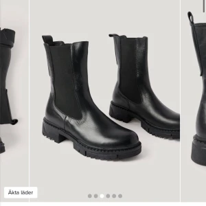 Boots i äkta läder från Nakd - Säljer dessa helt nya boots från nakd pågrund av att jag inte han skick tillbaka. De är i storlek 39. Original pris är 999kr, få de för 950 eller lägg bud