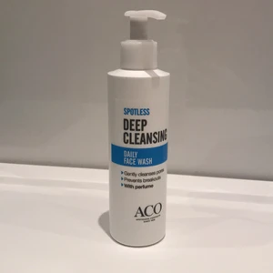 Aco Spotless face wash - Oanvänd ansiktsrengöring från Aco’s ”Spotless” serie. Nypris 89kr på apoteket. Säljer denna då jag råkade beställa två stycken. Inköpt november 2020
