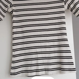 Lindex halvpolo  - Använd fåtal gånger 