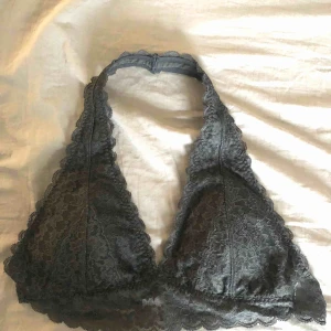  - superfin topp/bh från hollister, aldrig använd! 🤍