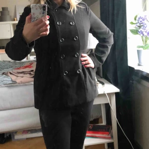  - HM kappa. Fint skick. Frakt tillkommer. 