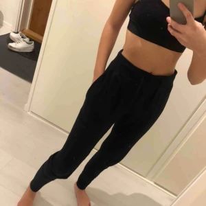  - Haremsbyxa, säljer pågrund av att jag har 2 likadana