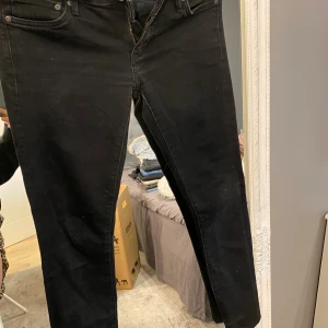 Byxor - Byxor ifrån crocker, as sköna och stretchiga. Inte mycket använda. Storlek 28/30