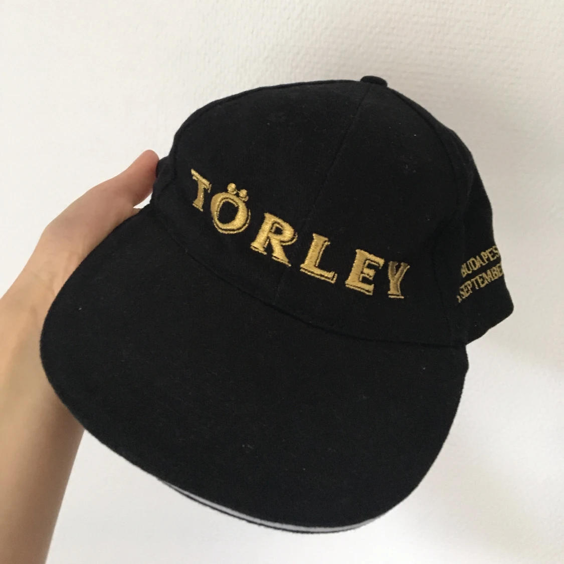 Ikonisk Törley keps