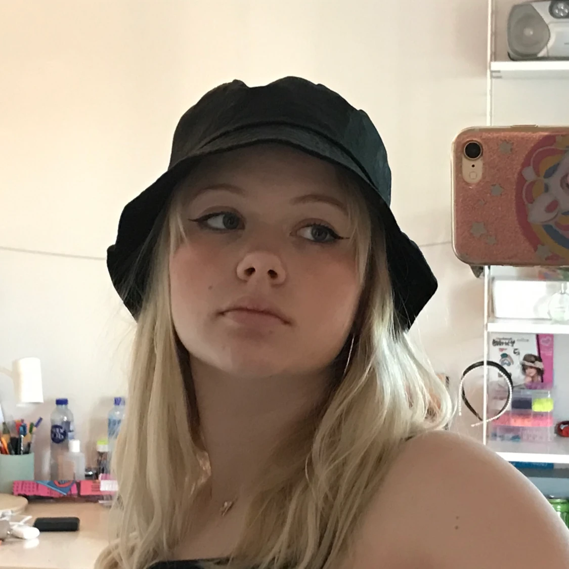 Svart bucket hat🖤  - 90