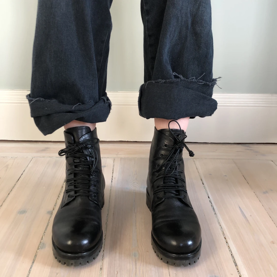 Italienska svarta läderboots - 90