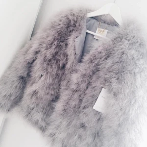  - Jacka från pellobello
Aldrig använd, liten i storlek!