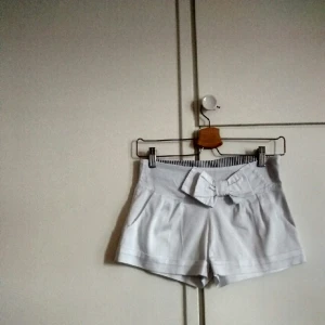  - Köptes i Italien, användes en gång. Skickas ej.
