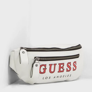 Guess belt bag - Vit belt bag från guess. Rymmer mycket och bandet är justerbara.
