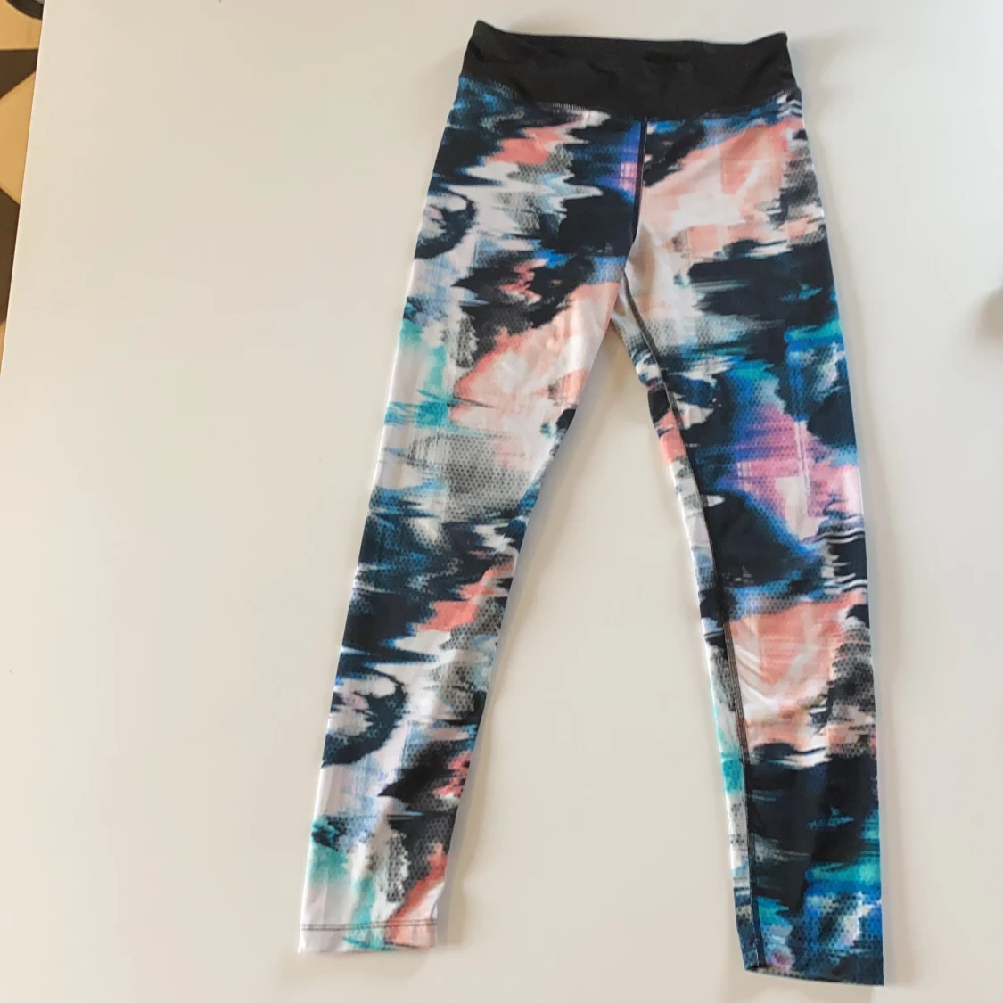 Träningsbyxor storlek 146/152