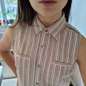 Columbia blus strl XS  - Blus i linne och bomull. I mkt bra skick! Passar strl S också.