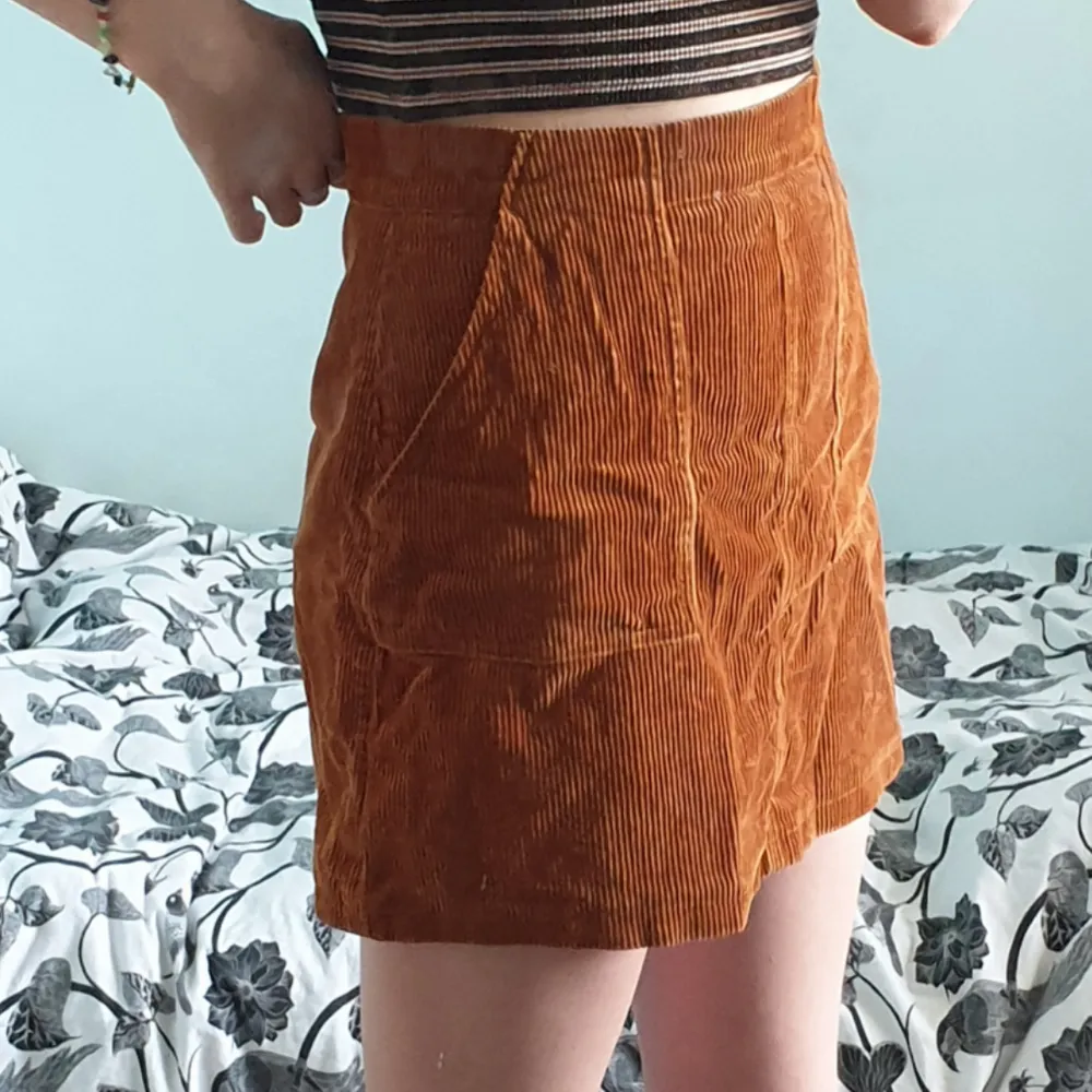 Mini skirt with pockets. Kjolar.