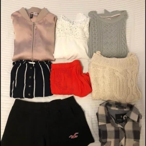 Klädpaket strl. M-L  - Säljer kläder för bra pris i gott skick. 