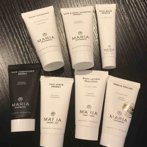  - Ta med sparitualen hem!  Olive Cleansing, 30 ml Face Mask Gentle, 15 ml Papaya Peeling, 30 ml Salt Scrub Energy, 30 ml Hair & Body Shampoo Energy, 30 ml  Hair Conditioner Energy, 30 ml Body Lotion Beautiful, 30 ml