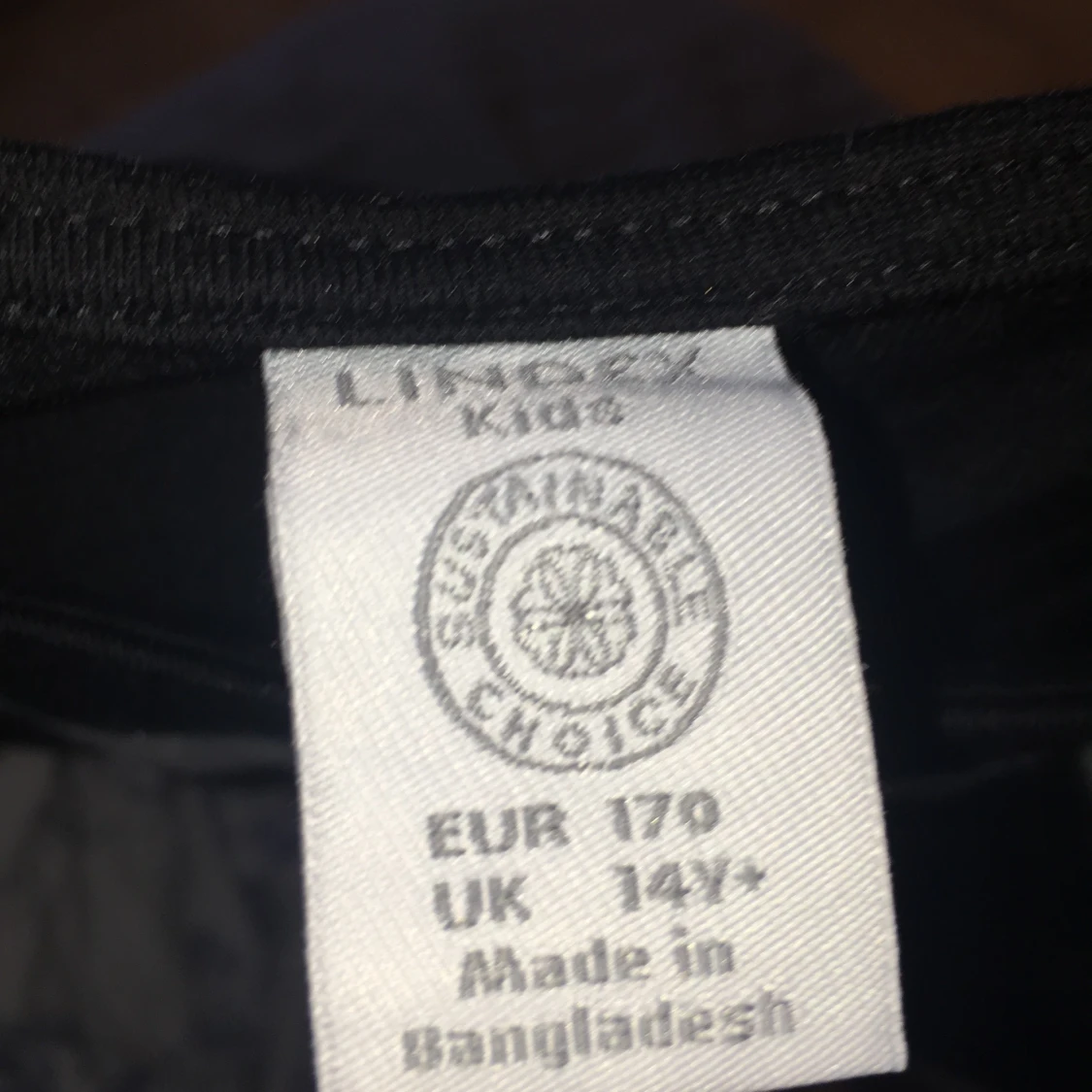 En tröja från Lindex använd få gånger  - 91