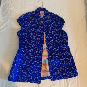 Unik topp - Sitter som en S :) 