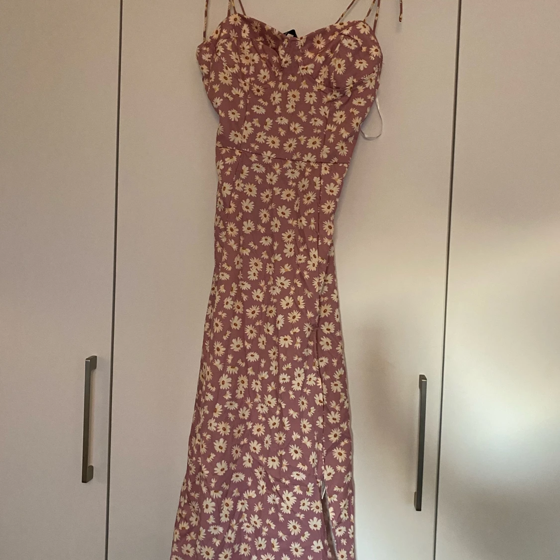 Klänning från SheIn i storlek S