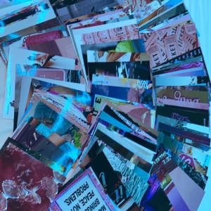 Framkallade bilder✨ - Totalt 95 st. 33 st 10x15, 36 st 10x13 och 26 st 10x10. Köptes här på Plick och vissa är mina egna, säljer då de inte passade in i mitt tema✨  om många är intresserade blir det en budgivning💕 sista bilden är lånad av personen jag köpte ifrån!:) 