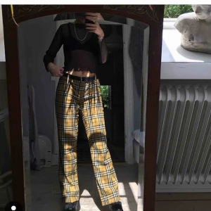  - Från dolce n Gabbana secondhand