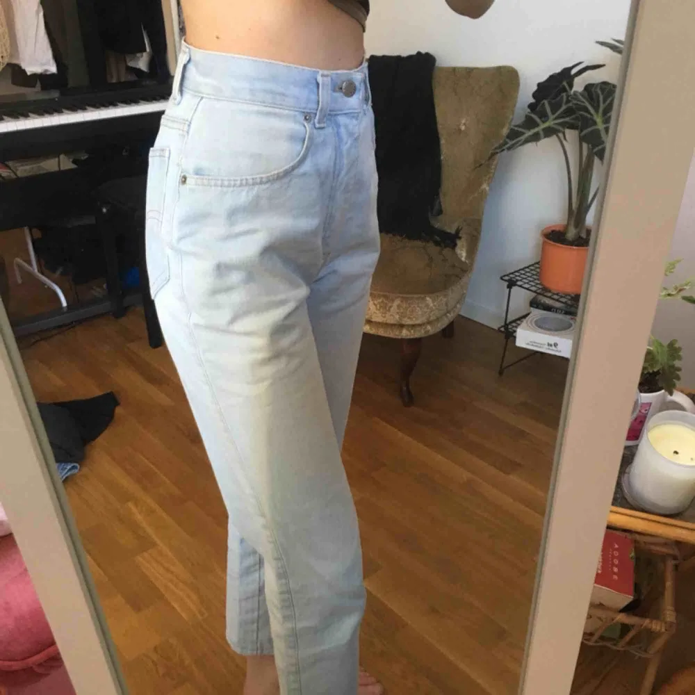 Bra skick, ljusa jeans storlek 36. Jeans & Byxor.