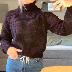 . - mysig, stickad polotröja till vintern, beställd från shein, väldigt bra skick. 