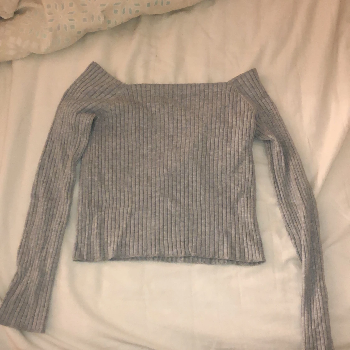 Off shoulder top H&M